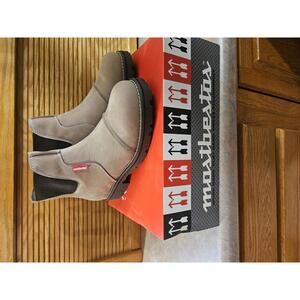 Mostbestos Boots NIB